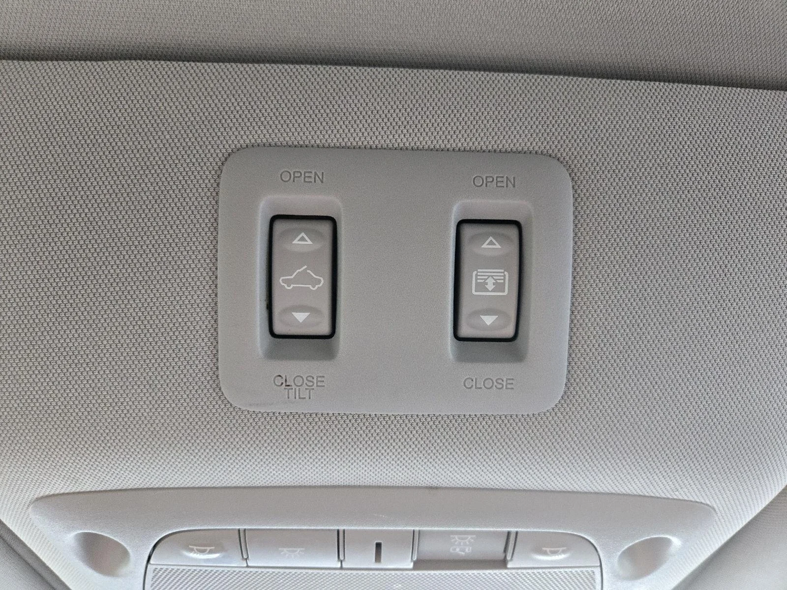 Used 2021 Deep Blue Pearl Nissan Platinum image 22