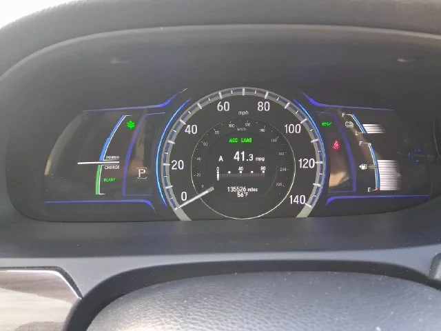 Used 2017  Honda Touring image 21