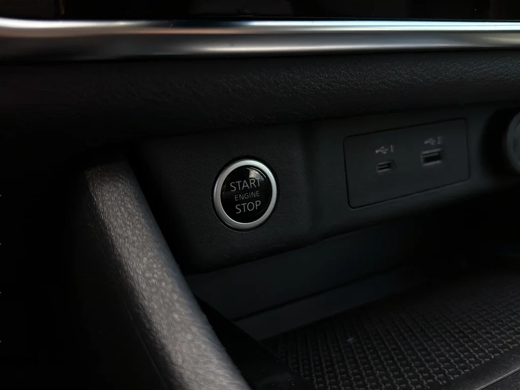 Used 2021 Super Black Nissan S image 13