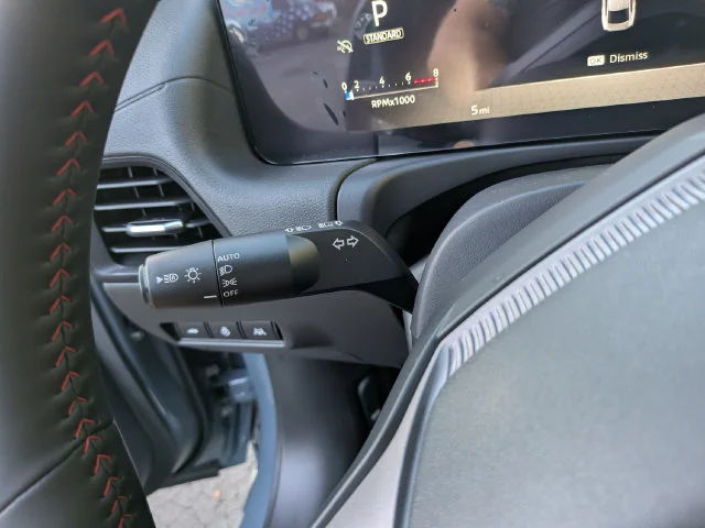 New 2027 Atlantic Gray Metallic / Super Black Two-tone Nissan SR image 30