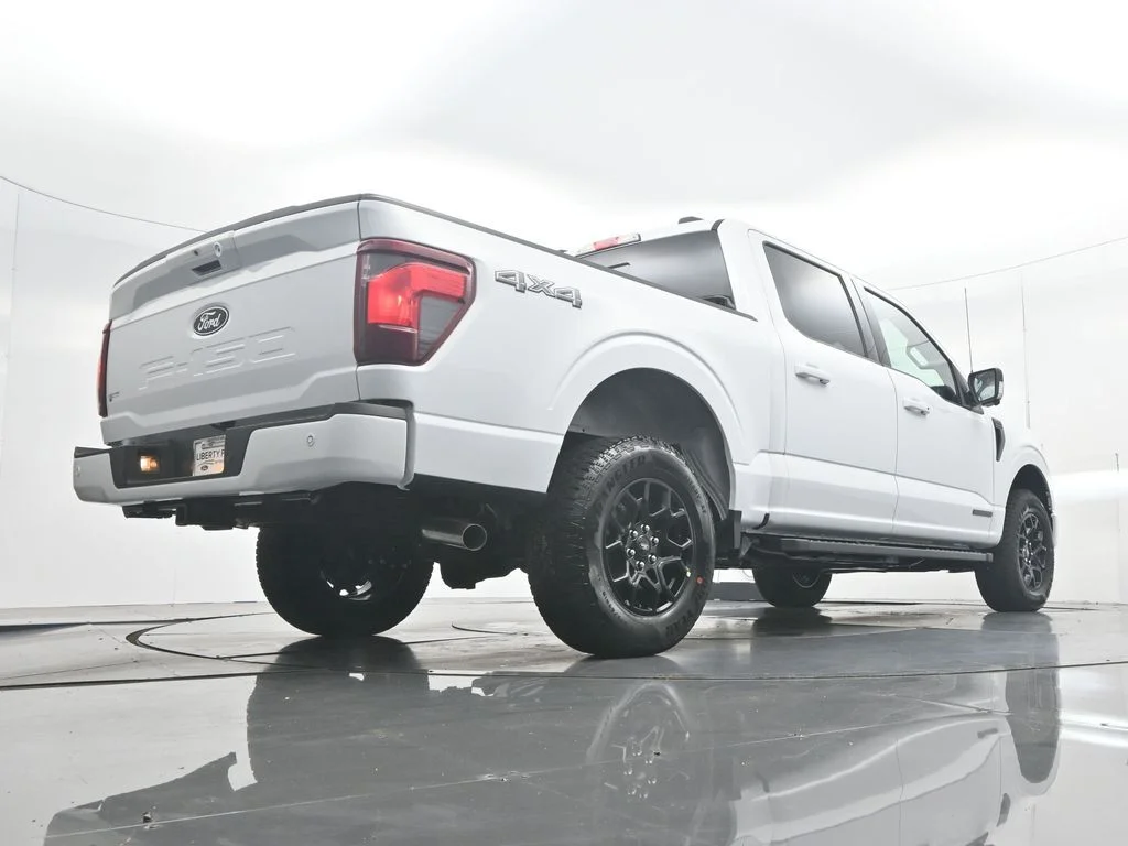 New 2026 Oxford White Ford XLT image 48