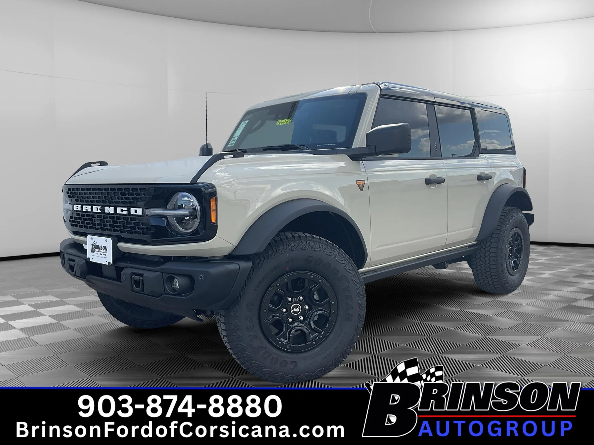 New 2026 Desert Sand Ford Badlands image 1