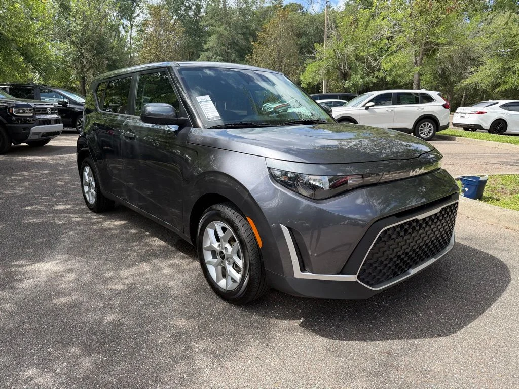 2024 Kia Soul 2.0L LX IVT's photo