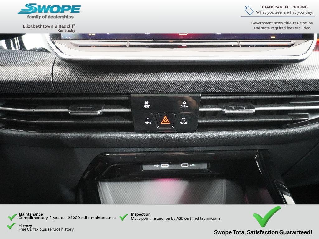 Used 2025 Moonstone Gray Volkswagen SE image 25