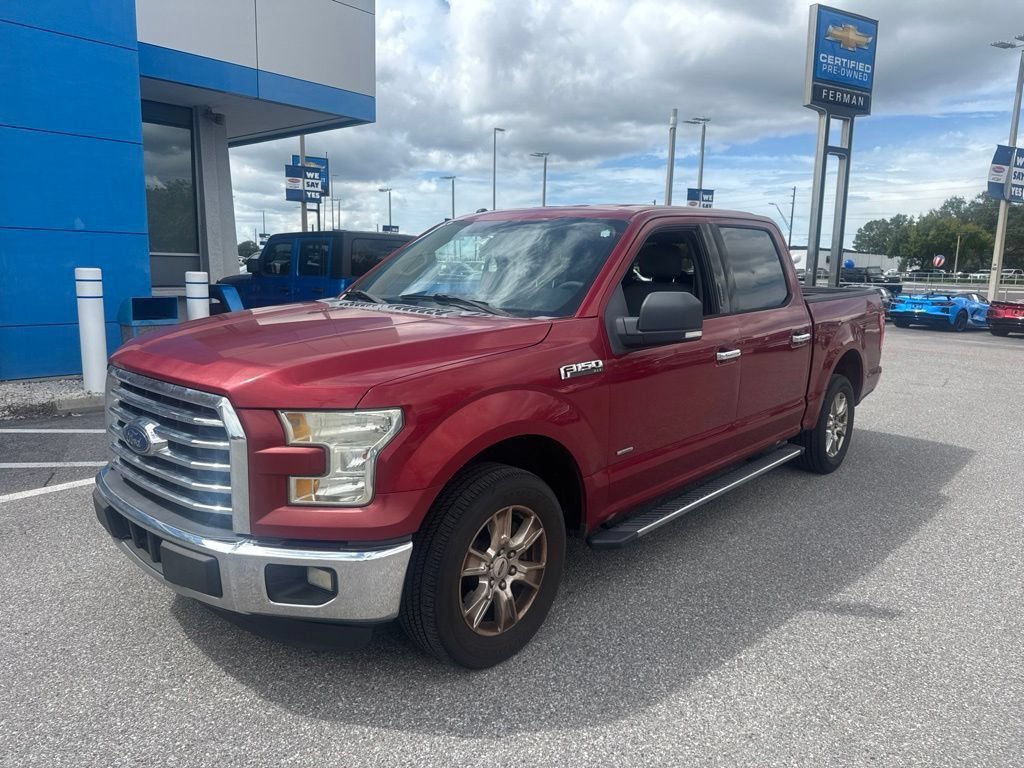 Used 2015  Ford XL image 1