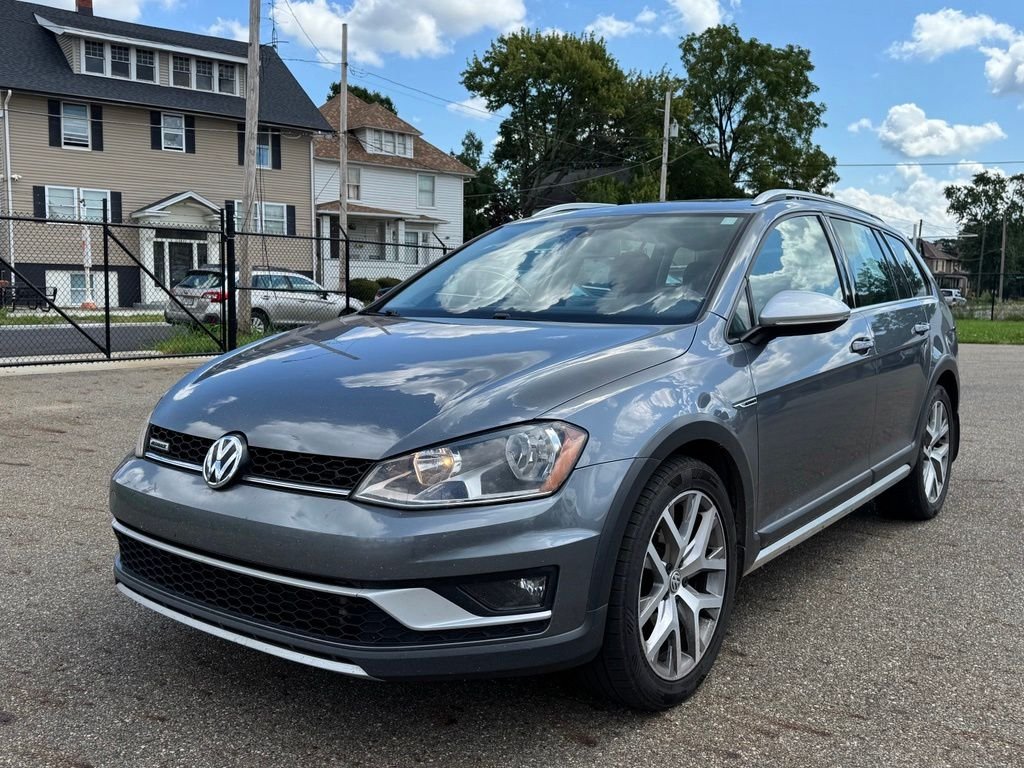 Used 2017 Gray Volkswagen TSI SEL image 1