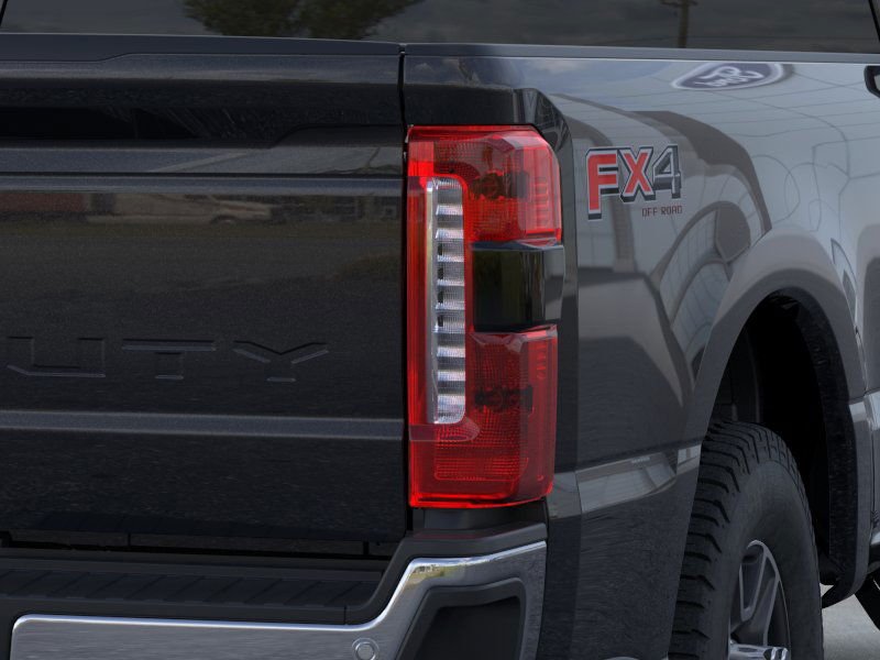 2025 Ford F-350 Super Duty XLT - Photo 21