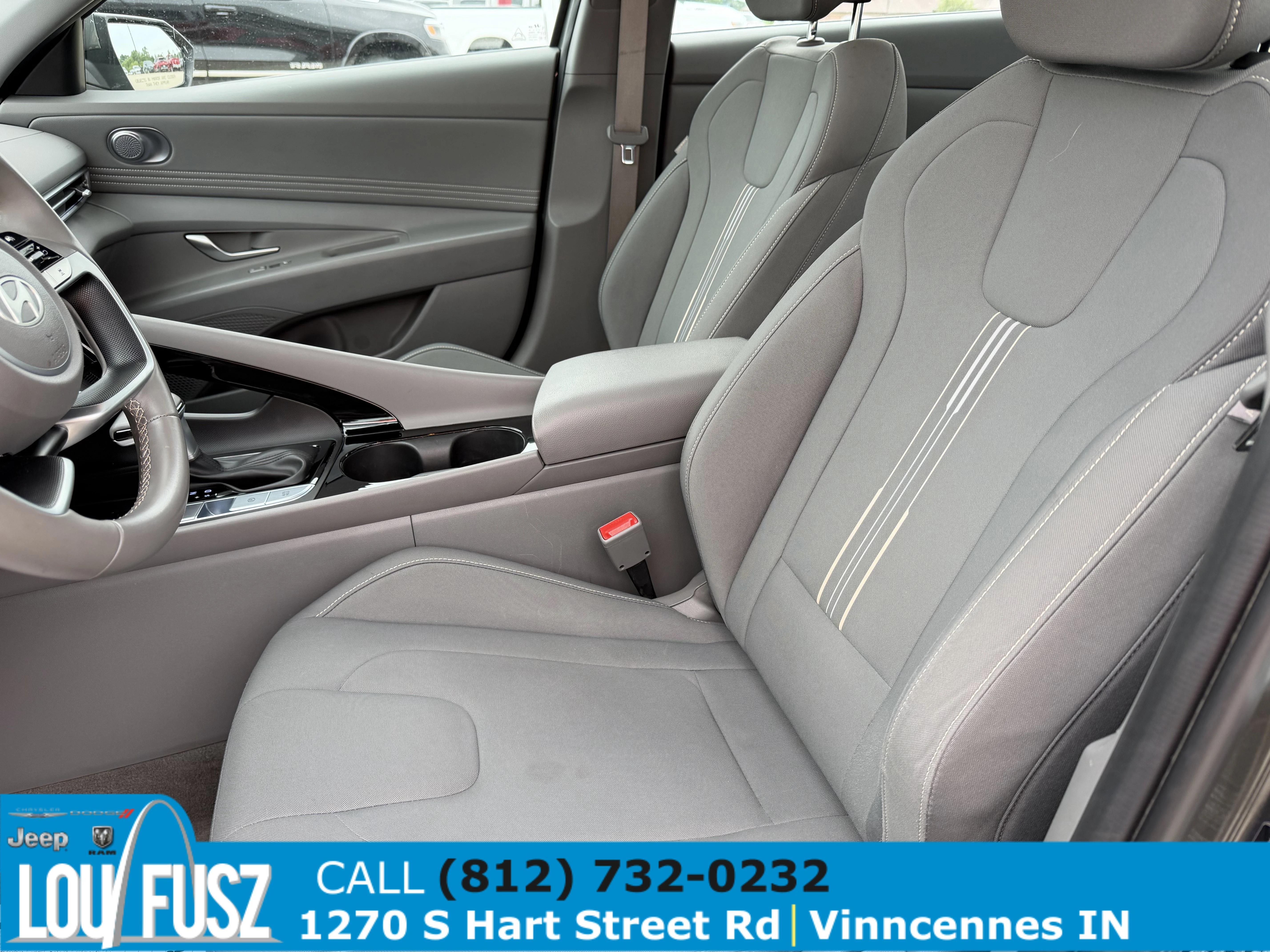 Used 2025 Amazon Gray Hyundai SEL Convenience image 13