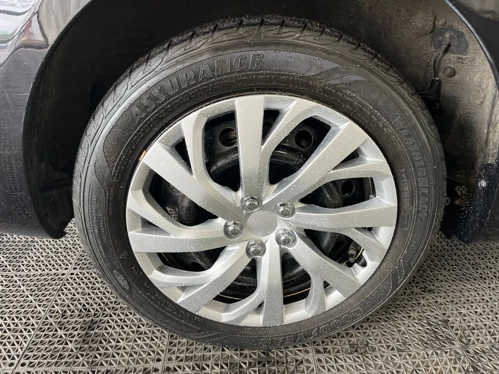 Used 2012 Black Toyota LE image 24