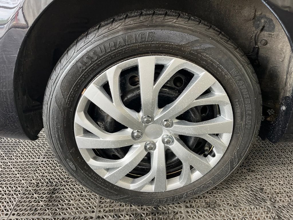 Used 2012 Black Toyota LE image 24