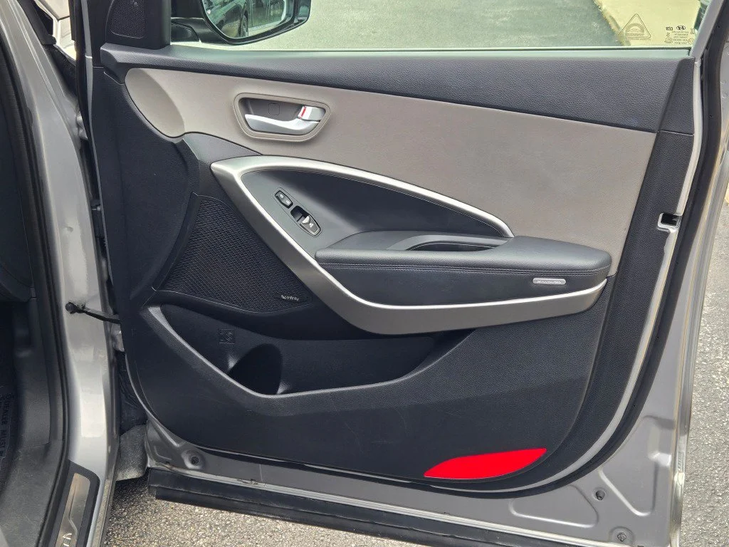 Used 2016 Gray Hyundai Limited image 4