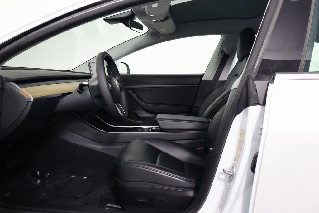 Used 2020 Pearl White Multi-Coat Tesla Standard image 10