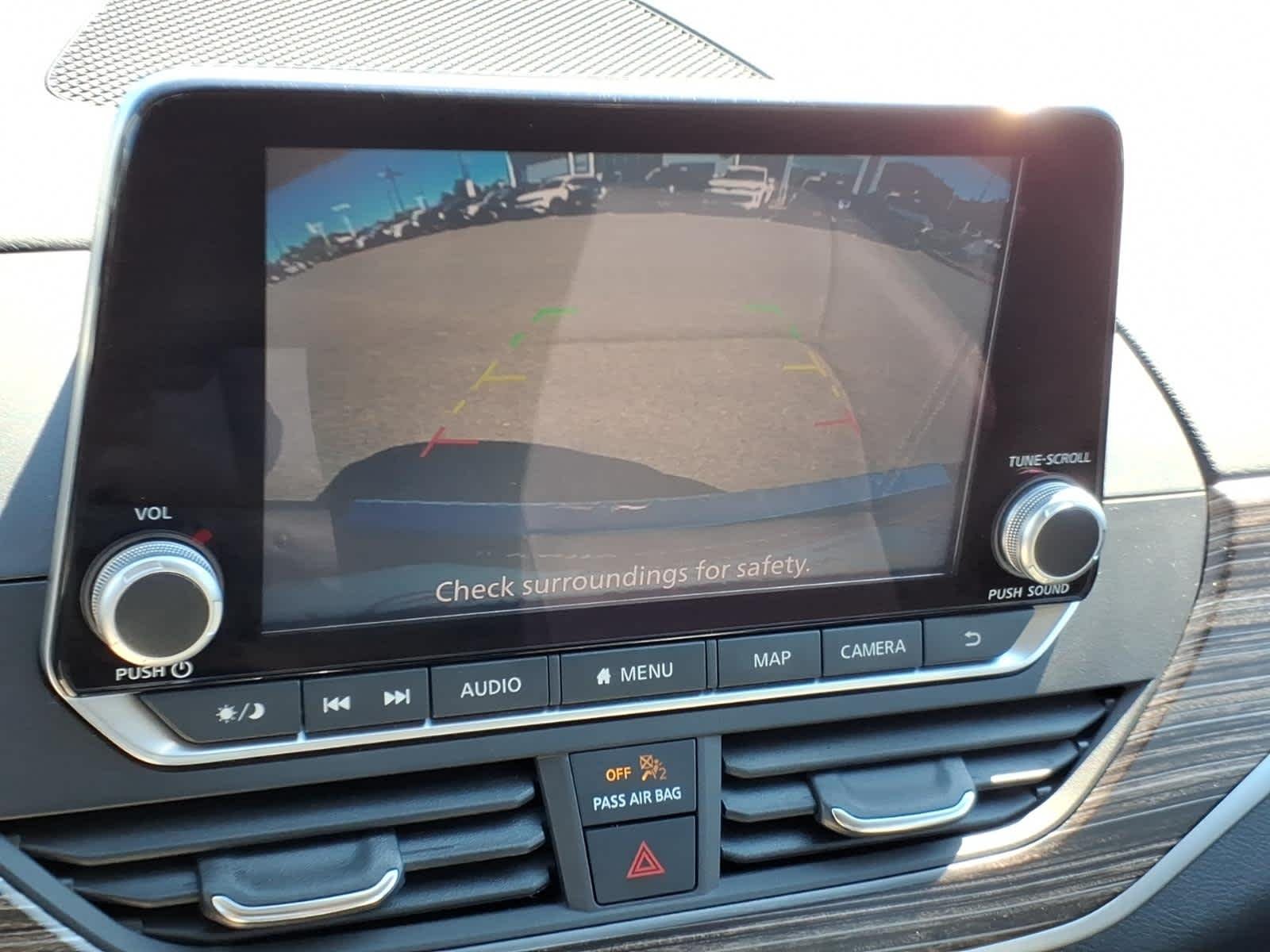 Used 2022 Super Black Nissan 2.5 SL image 20