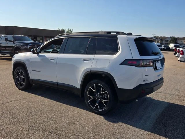 New 2026 Bright White Clear-Coat Exterior Paint Jeep Overland image 9