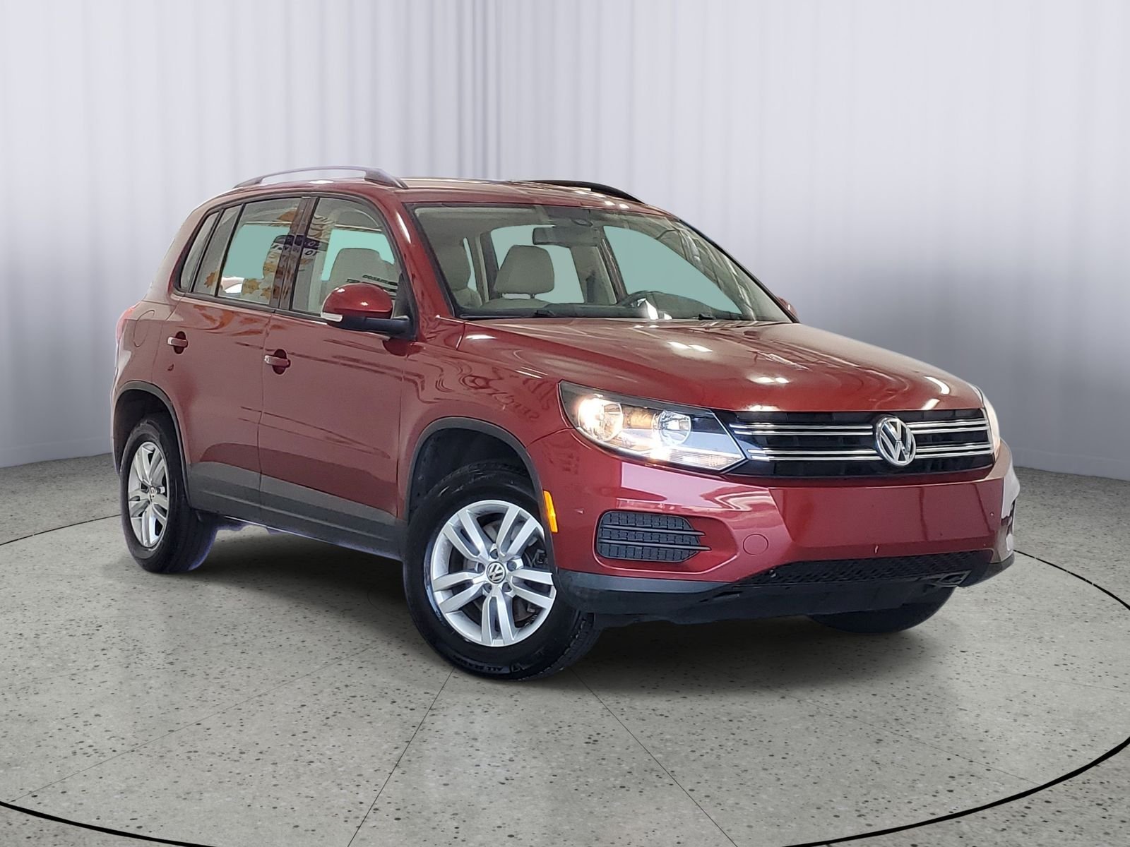 Used 2016 Red Volkswagen S image 1