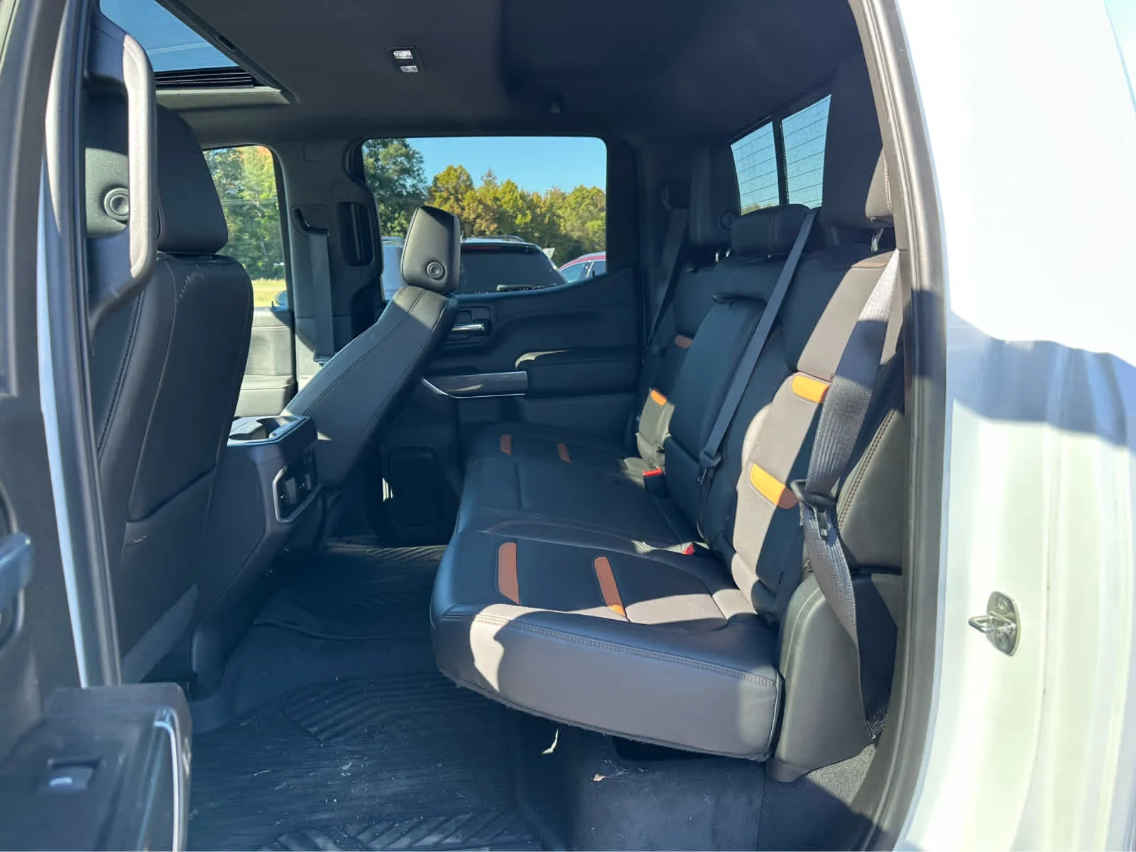 Used 2020 Summit White GMC AT4 image 12