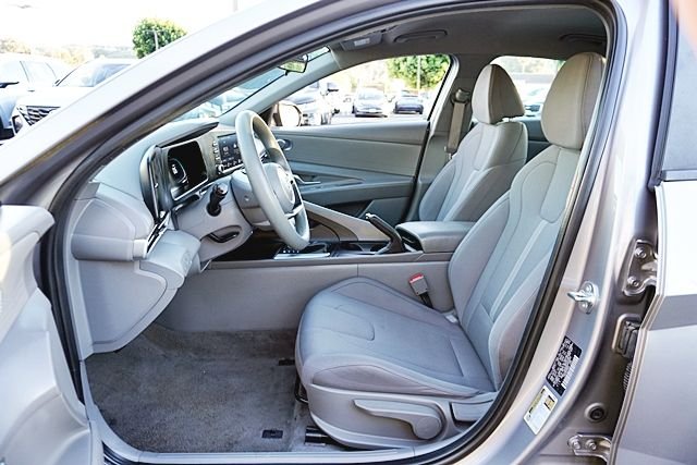 Used 2024 Gray Hyundai SE image 12