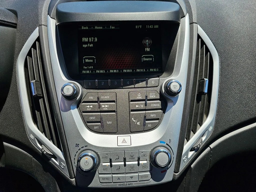 Used 2017 Onyx Black GMC SLE-2 image 22
