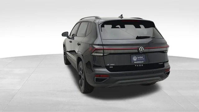 Used 2025 Black Volkswagen 1.5T SE Black image 8