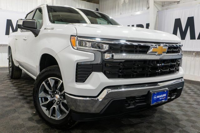 New 2026 Summit White Chevrolet LT (2FL) image 1