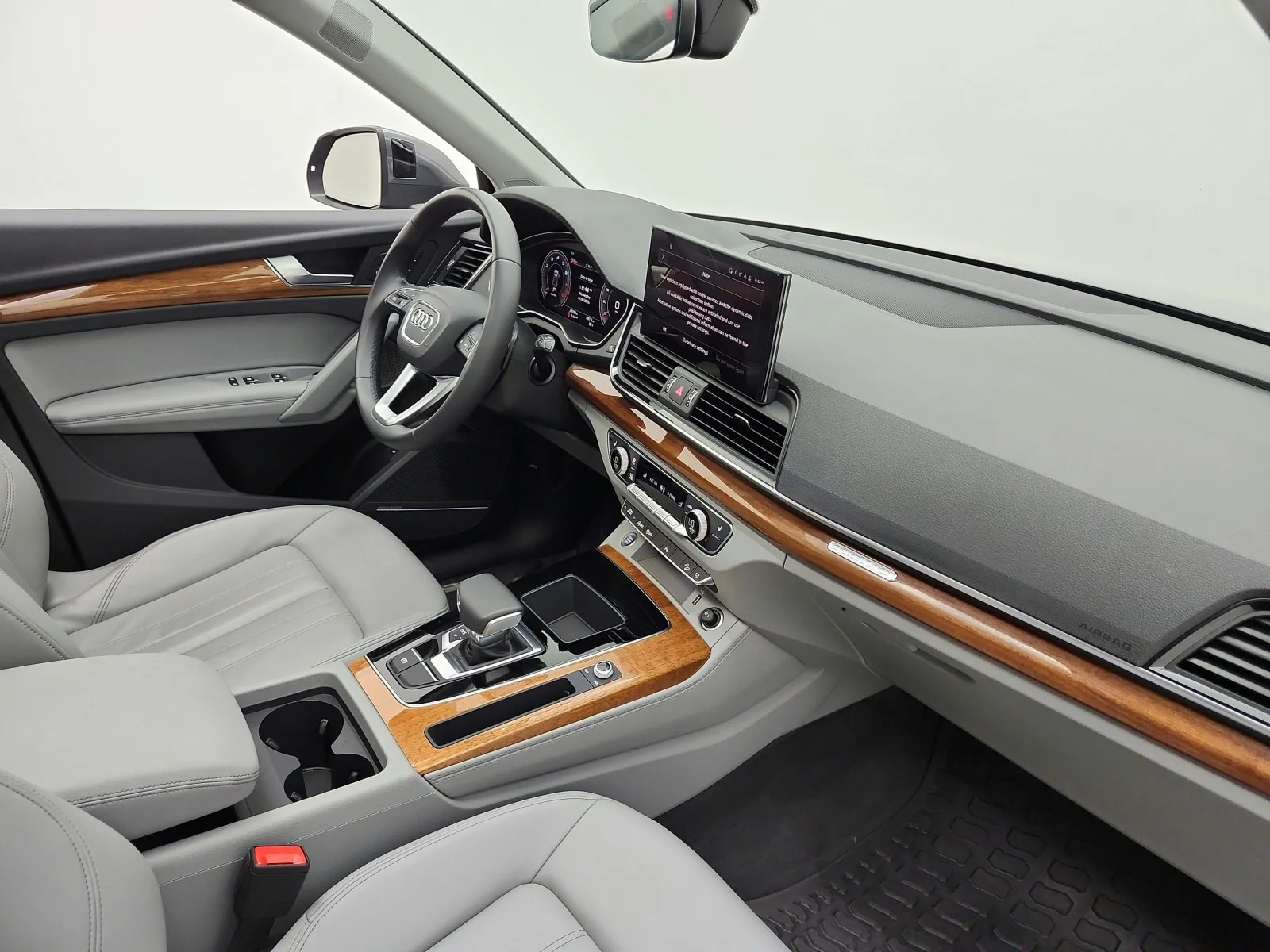 Used 2023 Daytona Gray Pearl Effect Audi S line Premium Plus image 30