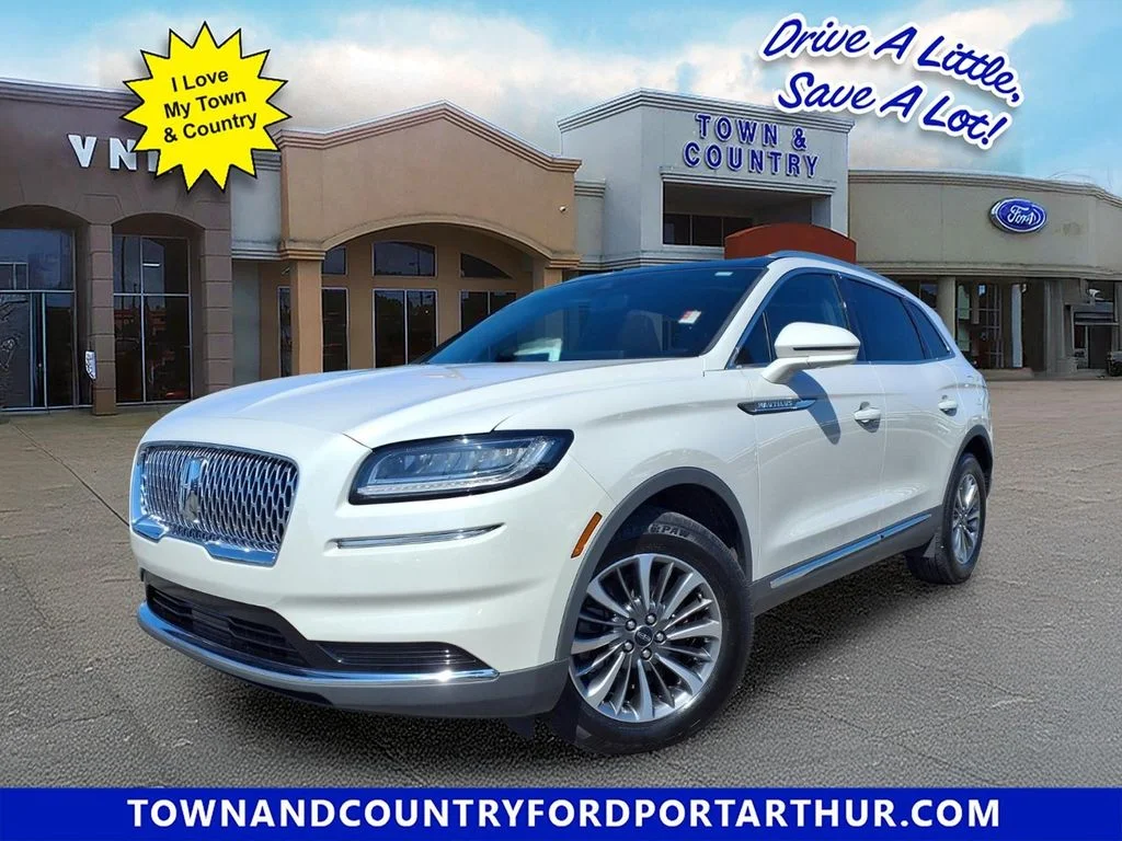 2022 Lincoln Nautilus Reserve FWD's photo
