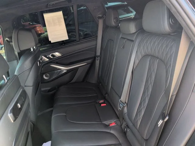 2025 BMW X5 M60i - Photo 11