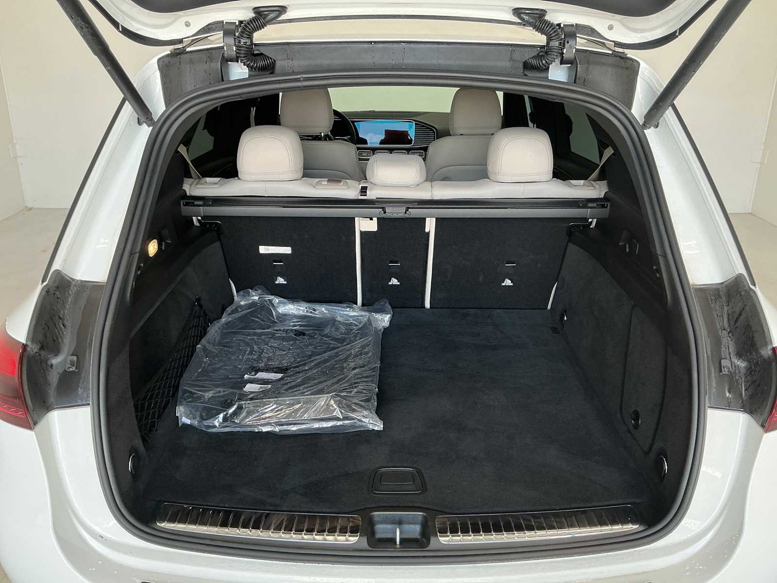 Certified Used 2026 Polar White Mercedes-Benz GLE 350 image 27