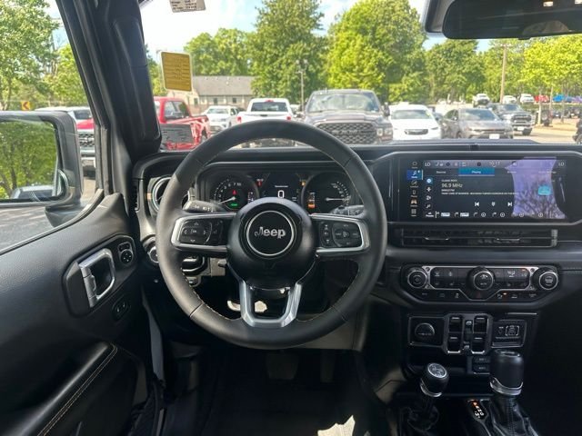 Used 2024 Silver Jeep Sahara 4xe image 18