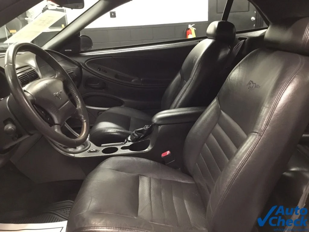 Used 2003 White Ford GT image 33