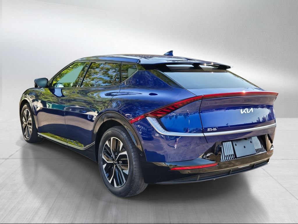 Used 2023 Blue Kia Wind image 5