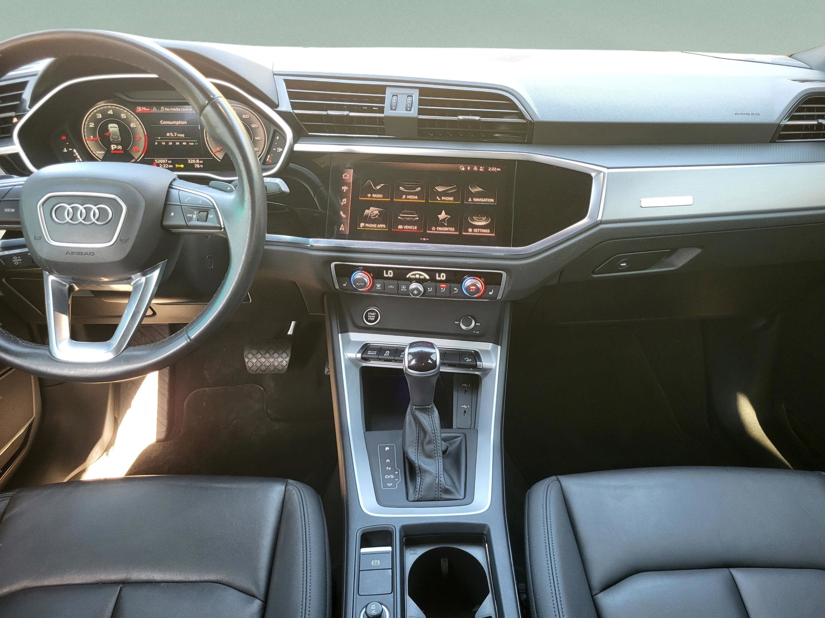 2022 Audi Q3 S Line Premium Plus - Photo 45