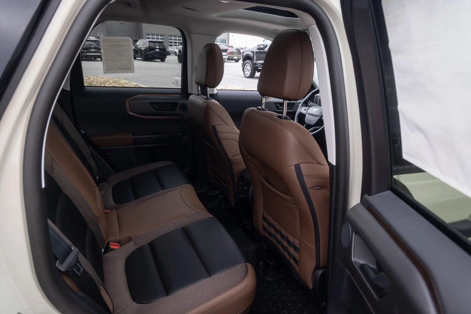 New 2025 Desert Sand Ford Outer Banks® image 21