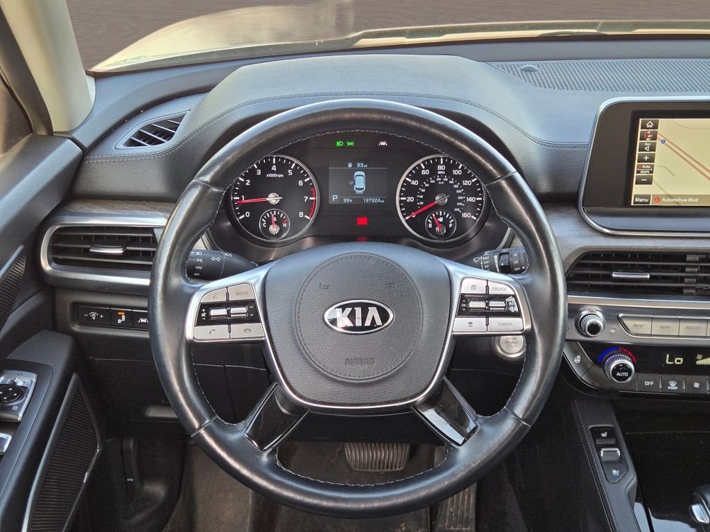 Used 2020 White Kia EX image 16