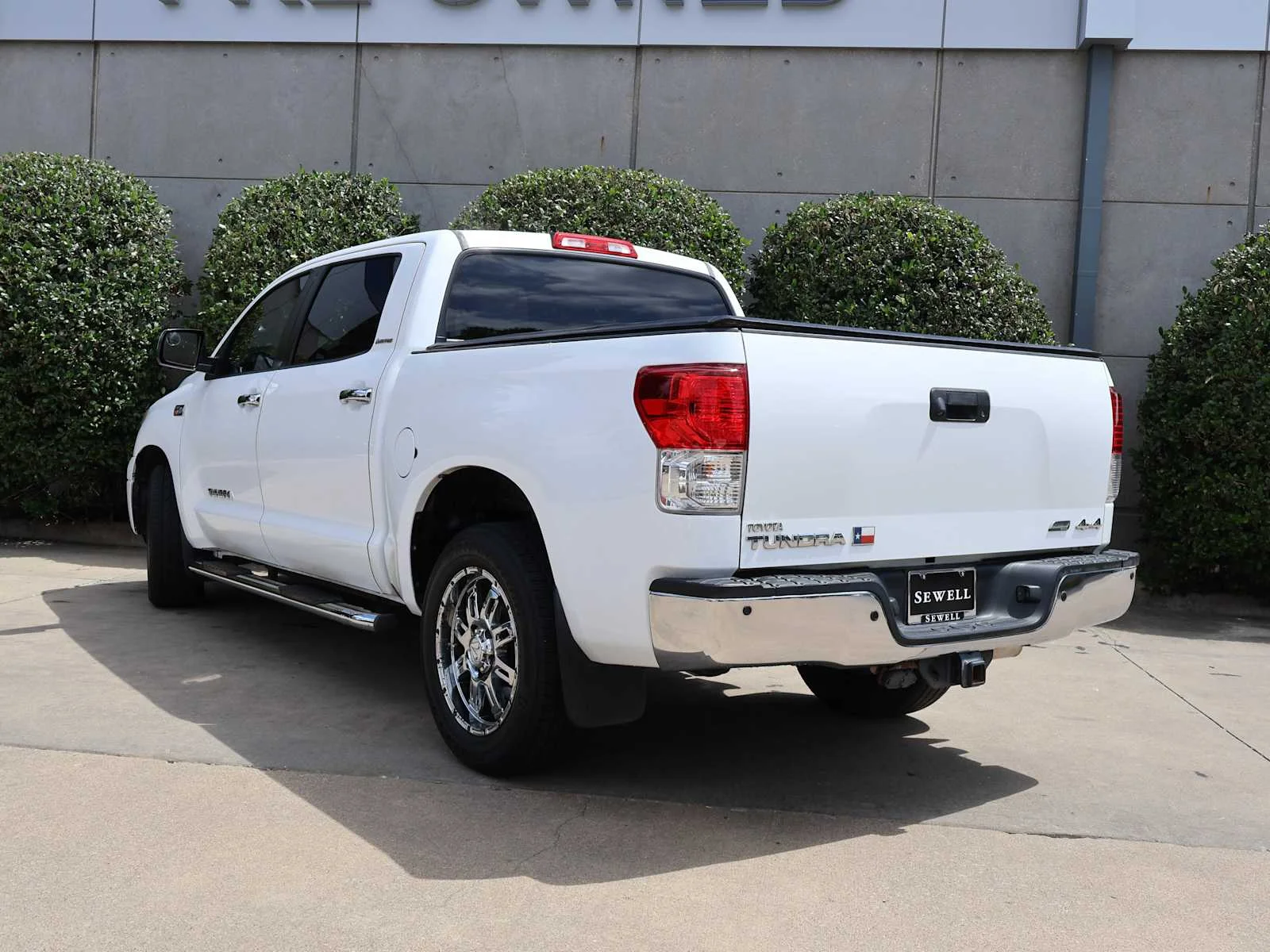 Used 2013 Super White Toyota LTD image 8