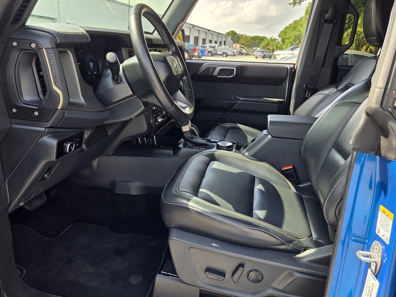 Used 2025 Velocity Blue Metallic Ford Badlands image 9