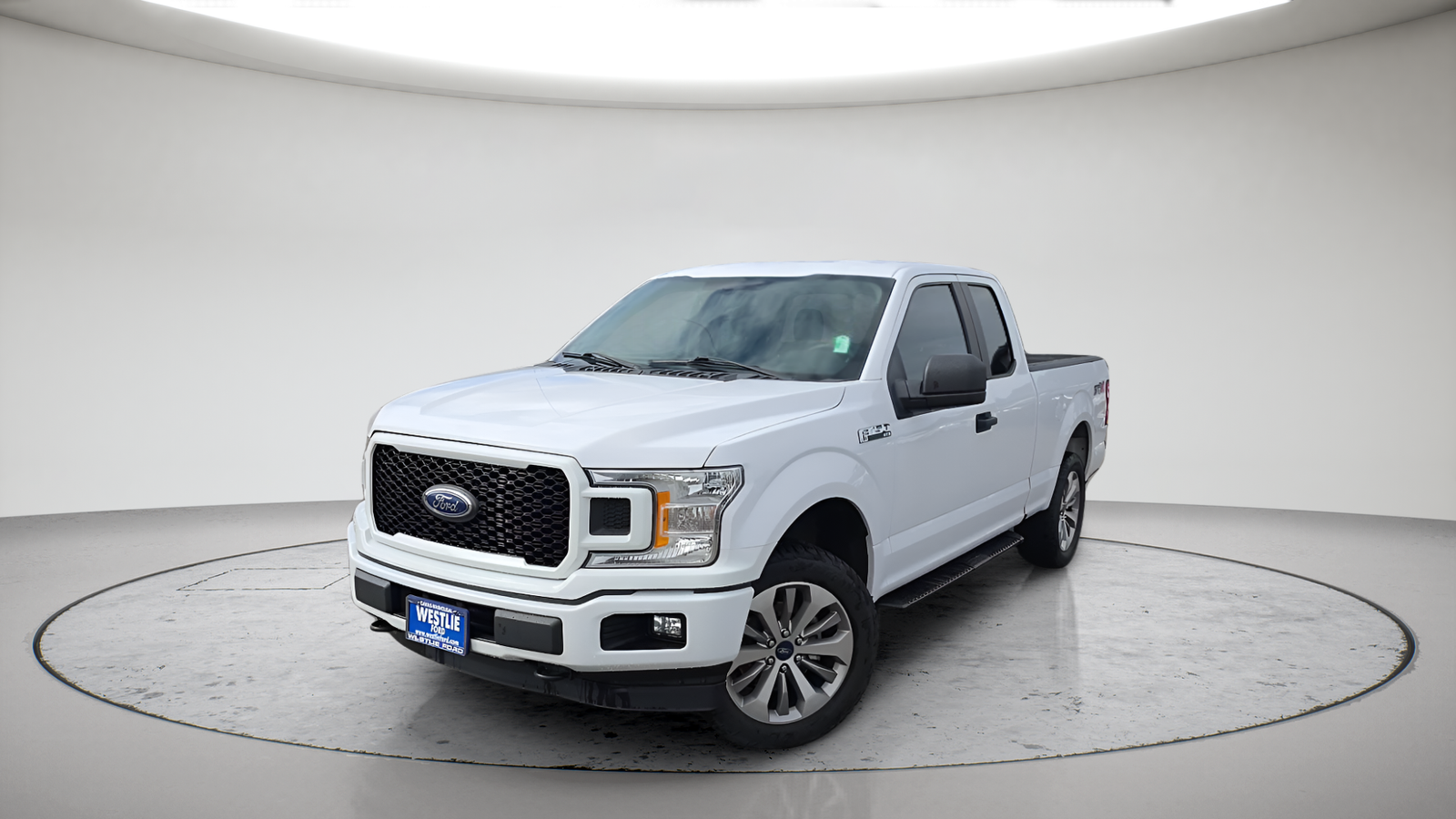 Used 2018 Oxford White Ford XL image 1