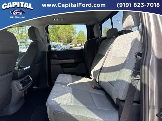 Used 2023 Gray Ford XLT image 19