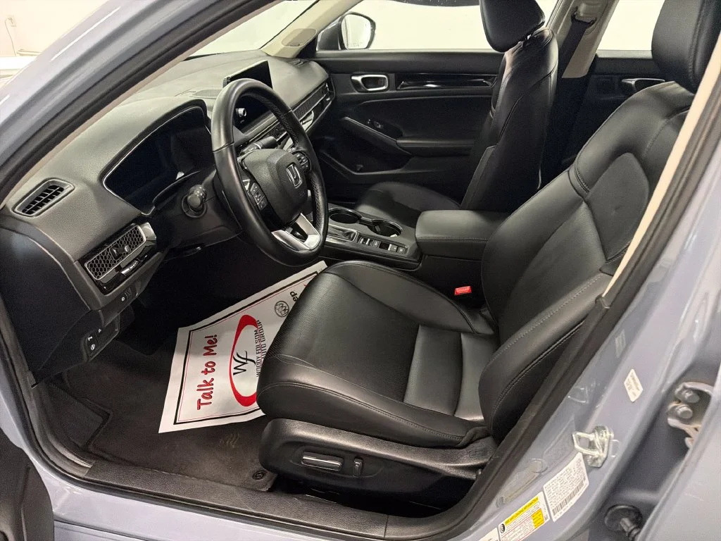 Used 2024 Gray Honda Touring image 10