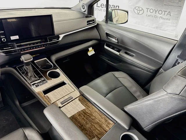 New 2026  Toyota Platinum image 24