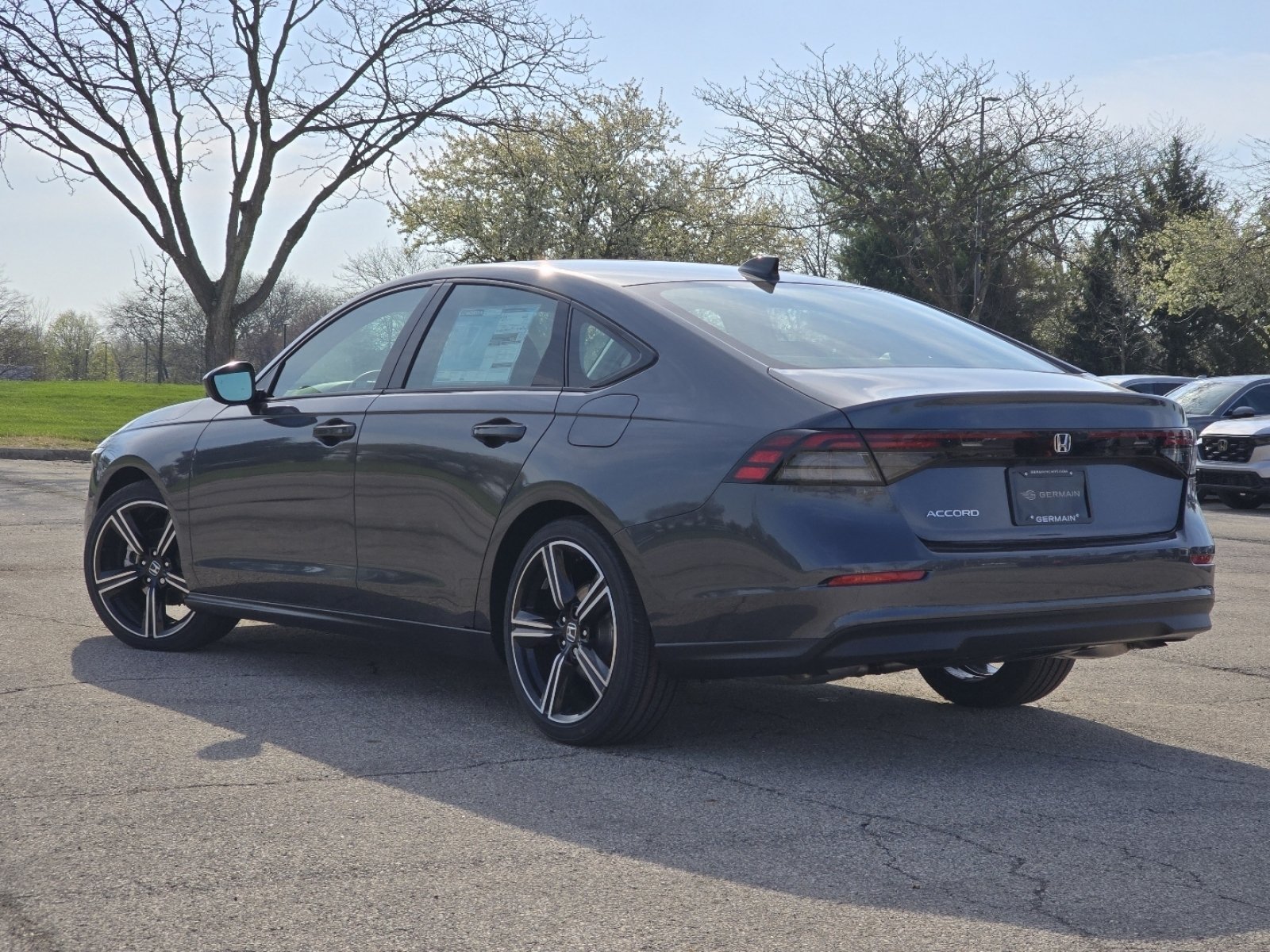 New 2026 Meteorite Gray Metallic Honda SE image 14