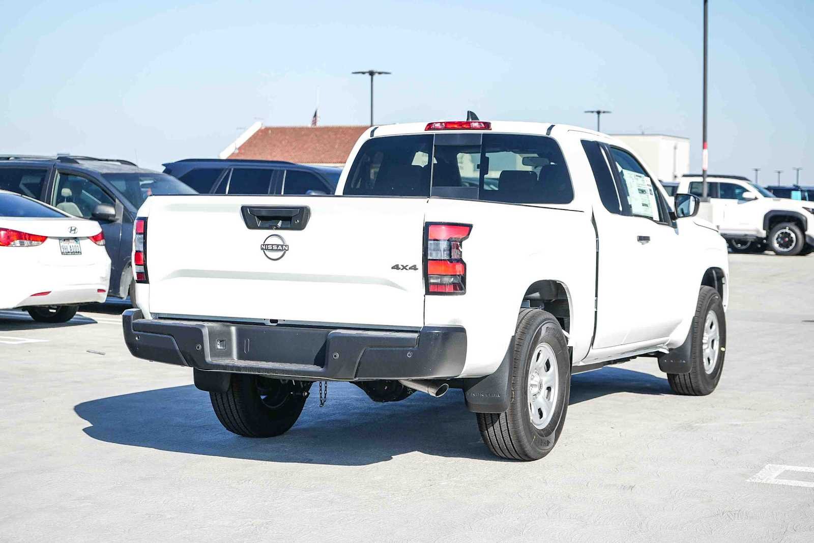 New 2026 Glacier White Nissan King Cab® S image 6