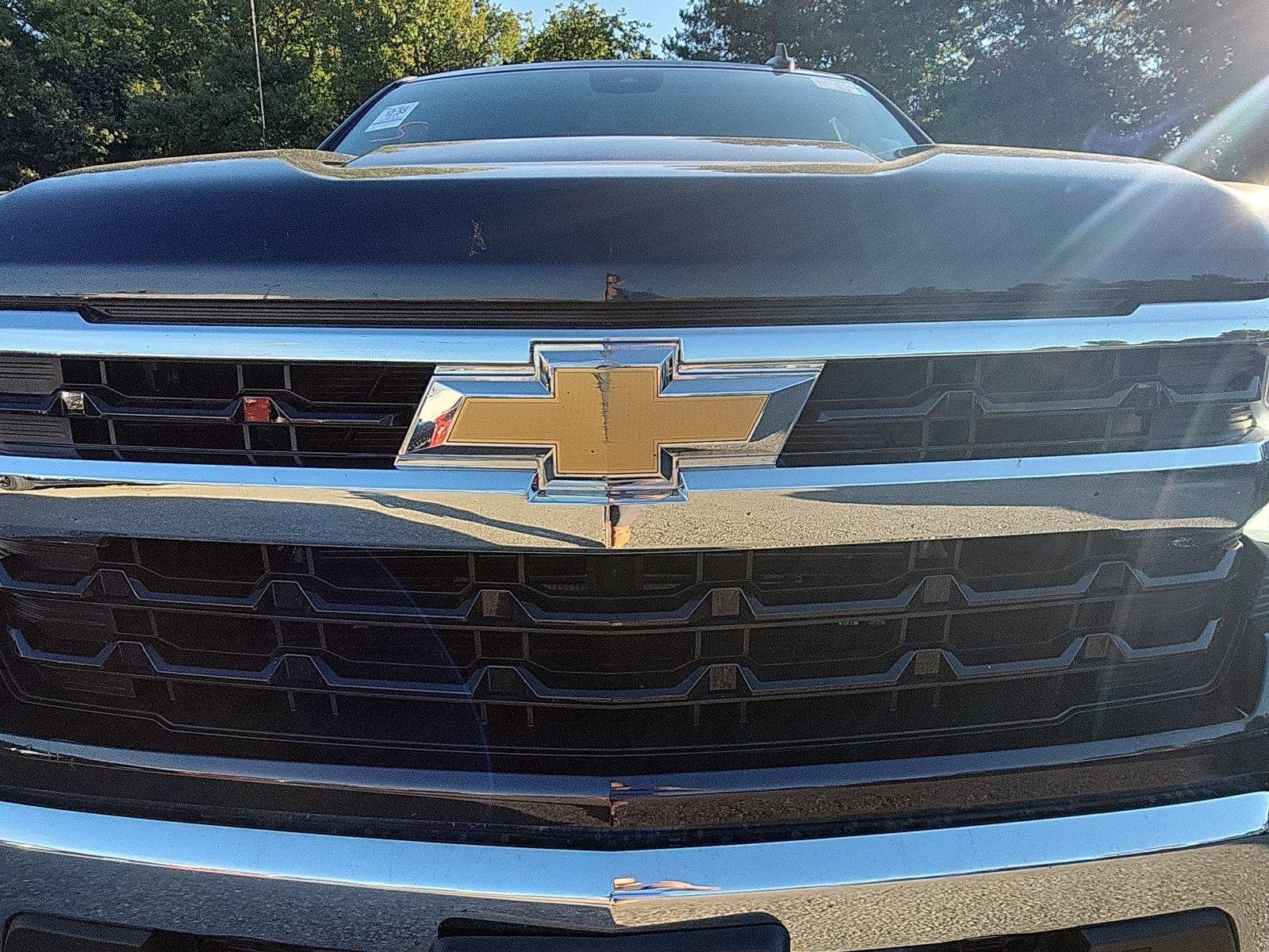 2024 Chevrolet Silverado 1500 LT - Photo 11