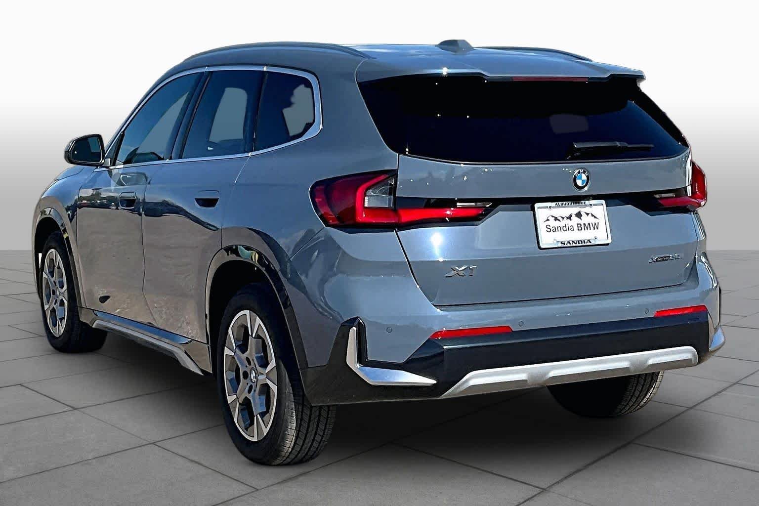 Certified Used 2025 Storm Bay Metallic BMW xDrive28i image 10