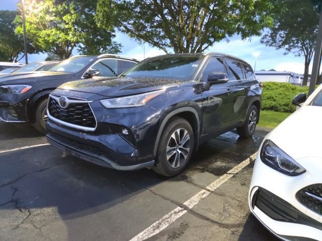 2020 Toyota Highlander XLE 4x4 V6's photo