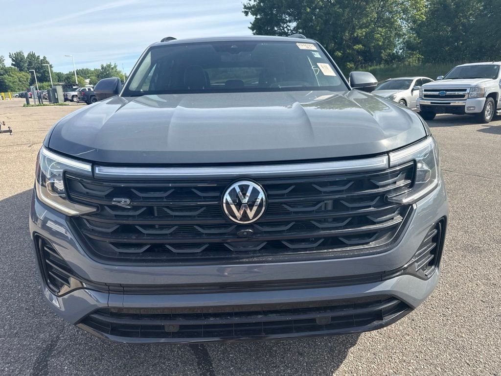 Used 2024 Volkswagen Atlas Cross Sport SEL Premium R-LINE with VIN 1V2FE2CA6RC205053 for sale in Rochester, Minnesota