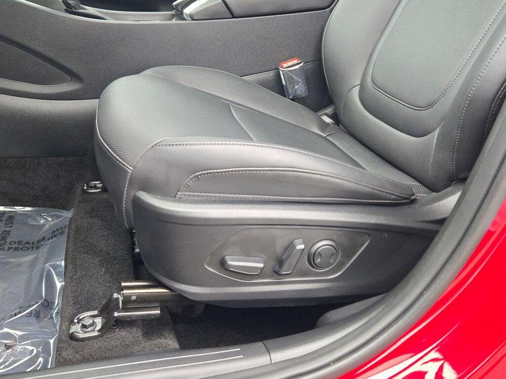 New 2025 Red Hyundai SEL Convenience FWD image 25