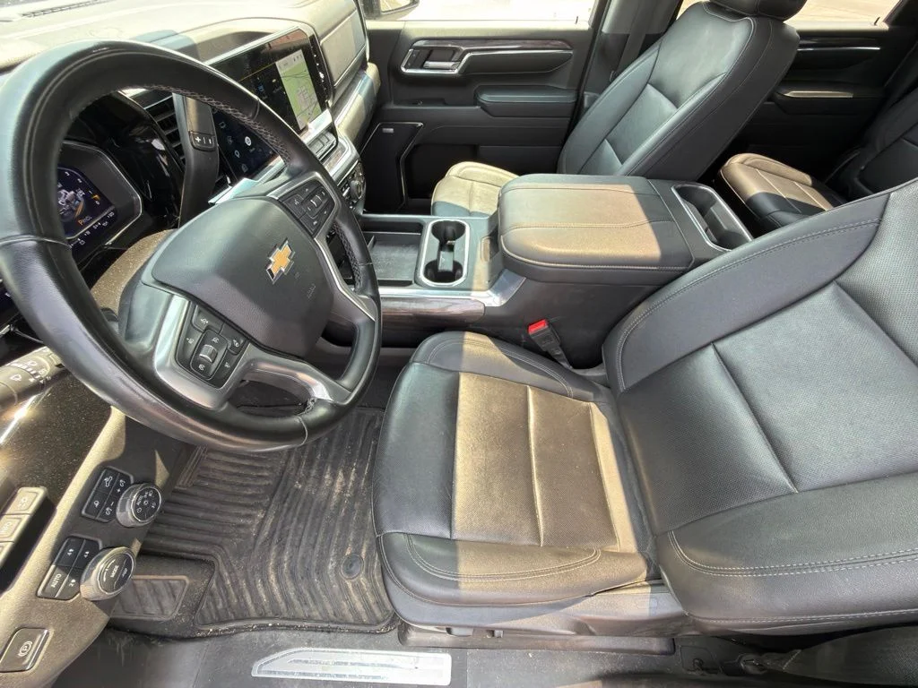 Used 2024 Black Chevrolet LTZ image 9