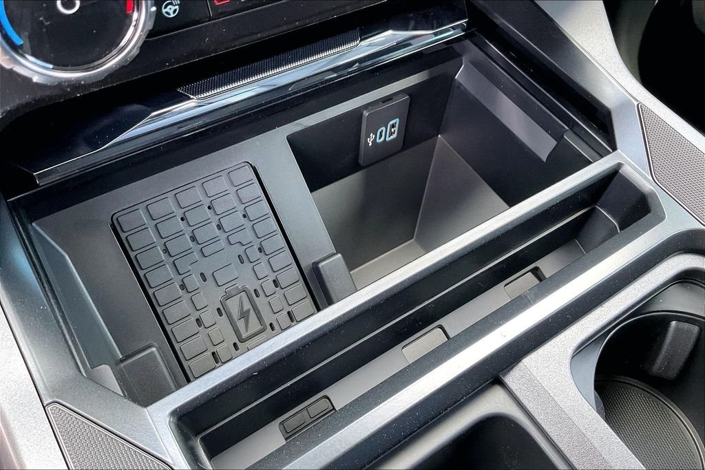 New 2026 Ford Super Duty F-250 Lariat 4D Crew Cab