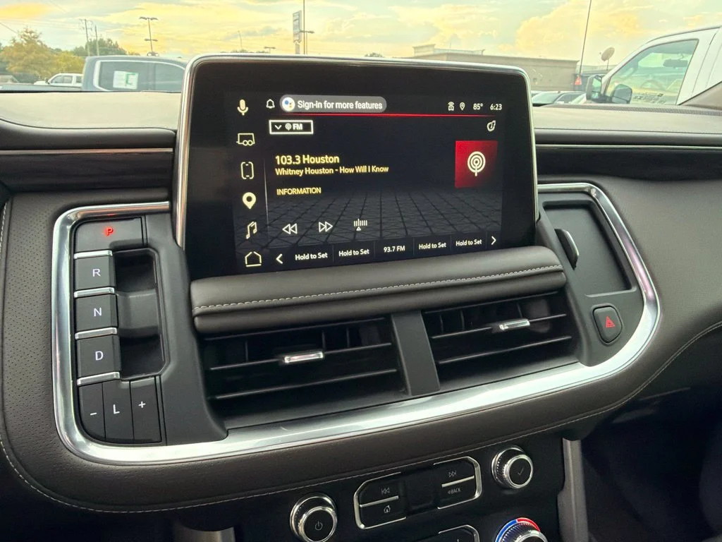 2023 GMC Yukon SLT - Photo 20